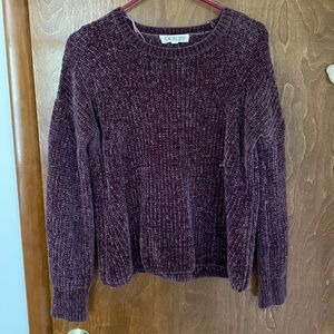 Large purple sweater, great condition, very comfortable and soft